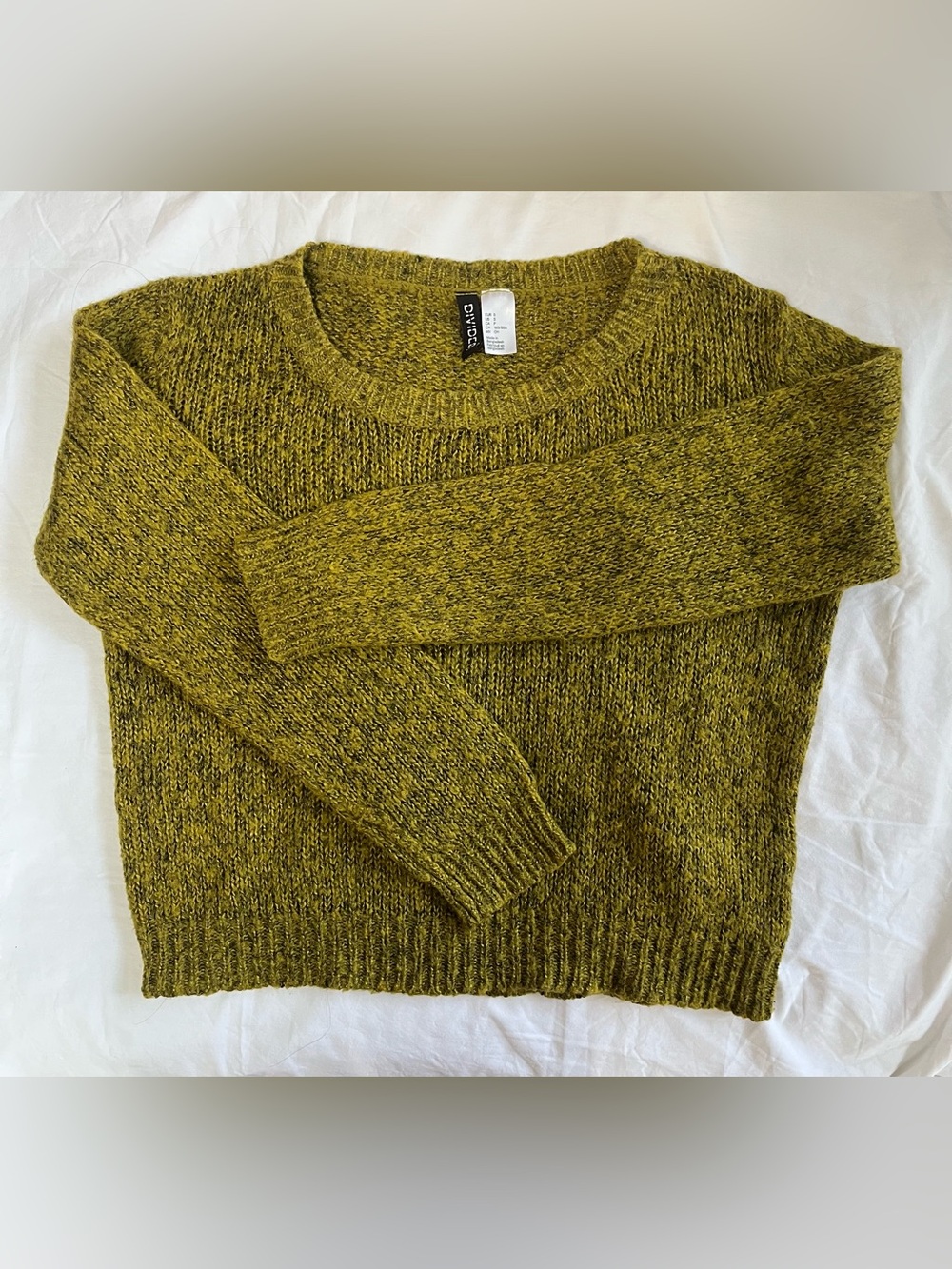 H&MOlive Green Crewneck Sweater